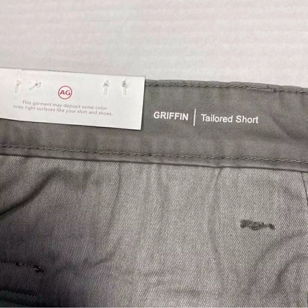 AG Los Angeles NWT Griffin 10" Cotton Blend Tailored Fit Shorts LightSterling 30 - Picture 7 of 9